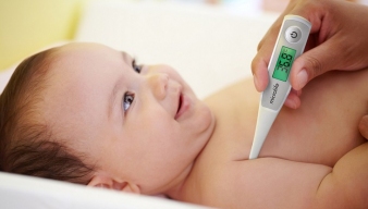 Những thuốc và dụng cụ y tế nên có trong tủ thuốc gia đình