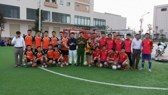 Kịch tính, hấp dẫn trận đá giao hữu giữa Quang Khởi và Phòng cảnh sát PCCC số 4  Nghệ An chiều nay