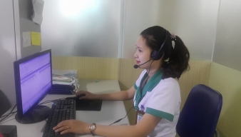 Nhân viên Phòng Chăm sóc khách hàng Quang Khởi được tập huấn chuyên sâu kỹ năng giao tiếp qua điện thoại với bệnh nhân