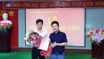 Lễ kết nạp Đảng viên mới năm 2018 tại Bệnh viện đa khoa Quang Khởi
