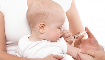 Những điều cần đặc biệt lưu ý đối với các bậc cha mẹ khi đưa trẻ đi tiêm chủng