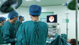 Lắng nghe chia sẻ của một bệnh nhân sau khi được tán sỏi niệu quản bằng laser tại Bệnh viện Quang Khởi